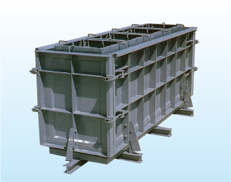 Form of oil-water separation tank with 4-side hinge method with double fall-preventive parts